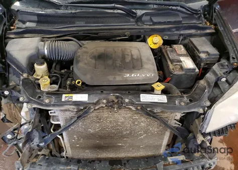 2014 Chrysler Town & Country Touring z USA, uszkodzony, nr VIN 2C4RC1BG7ER435416